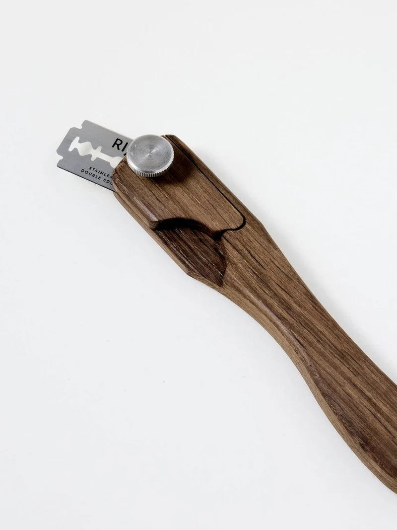 Handcrafted Baker’s Lame by Simpel Surdej